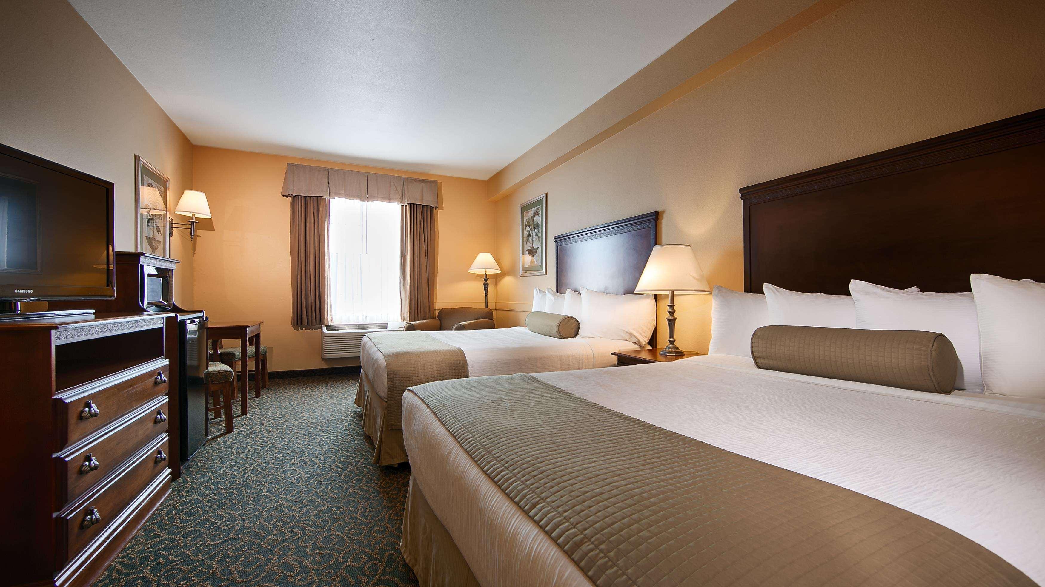 Best Western Plus Executive Hotel & Suites Sulphur Bagian luar foto