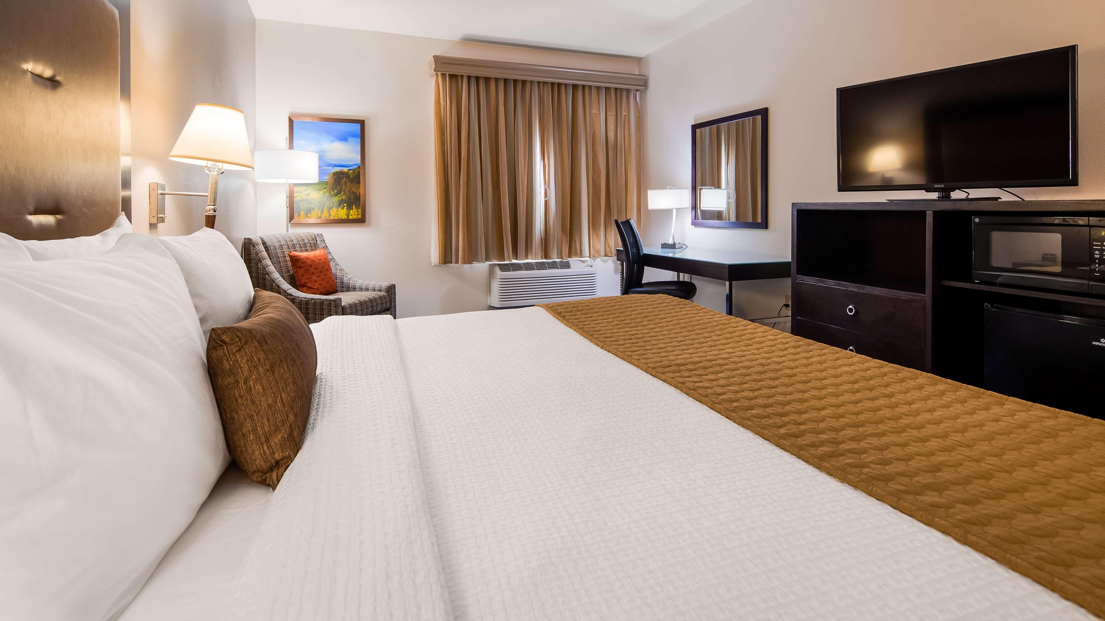 Best Western Plus Executive Hotel & Suites Sulphur Bagian luar foto