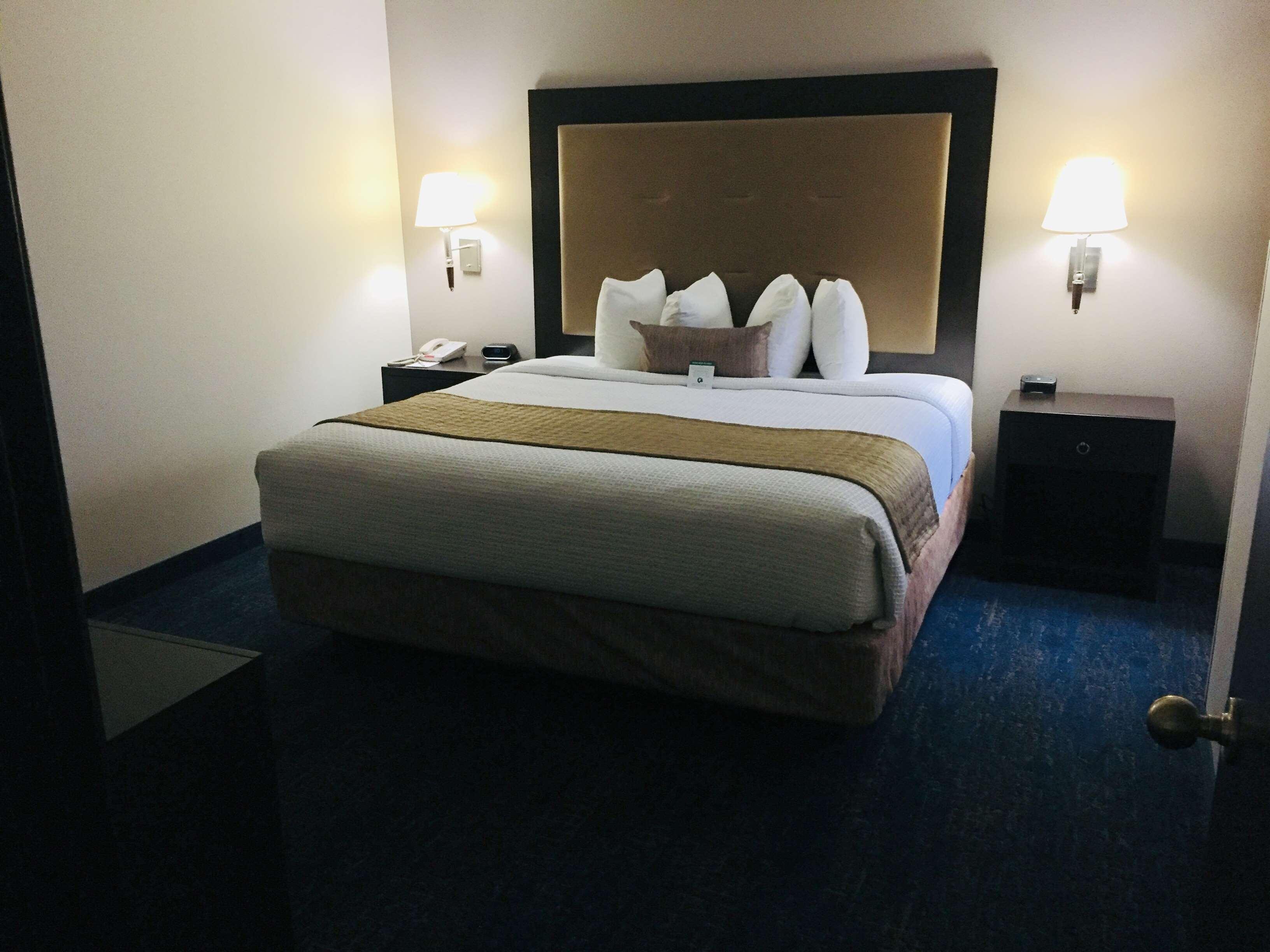 Best Western Plus Executive Hotel & Suites Sulphur Bagian luar foto