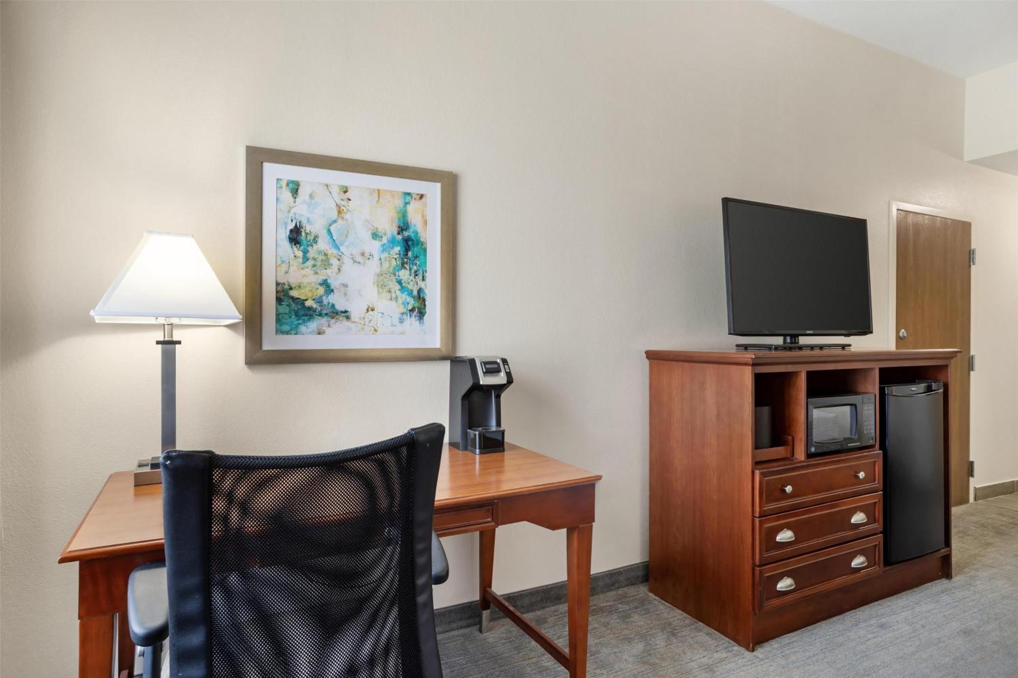 Best Western Plus Executive Hotel & Suites Sulphur Bagian luar foto