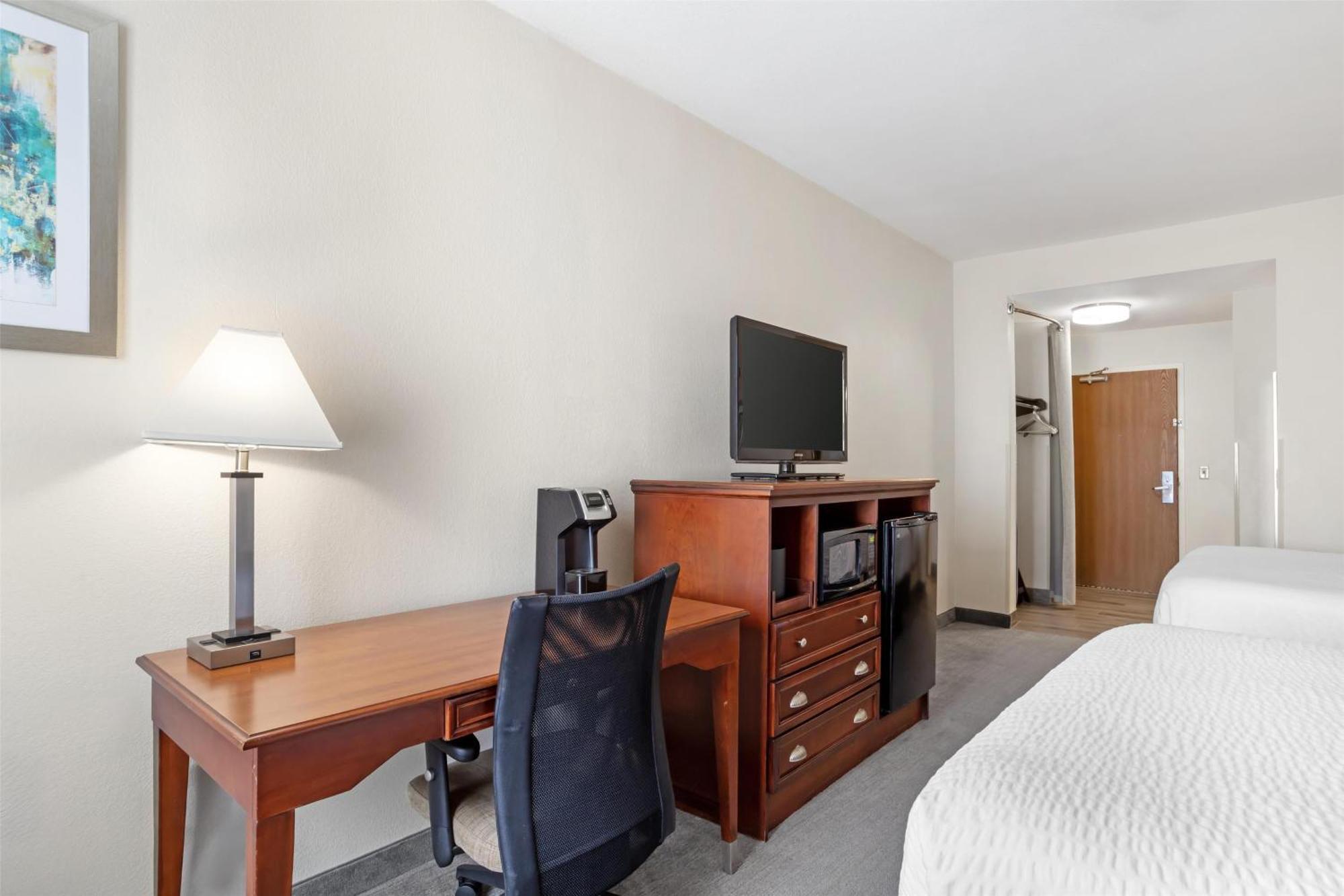 Best Western Plus Executive Hotel & Suites Sulphur Bagian luar foto