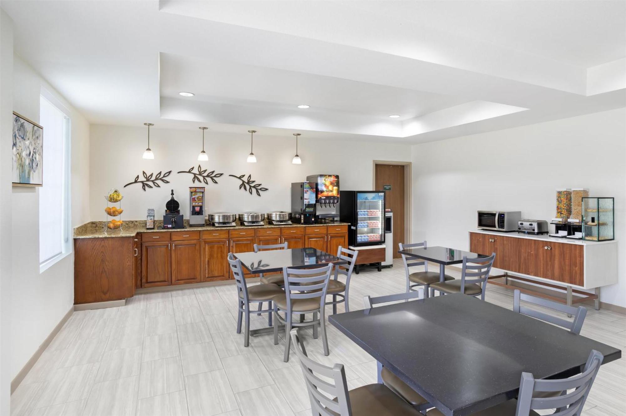 Best Western Plus Executive Hotel & Suites Sulphur Bagian luar foto